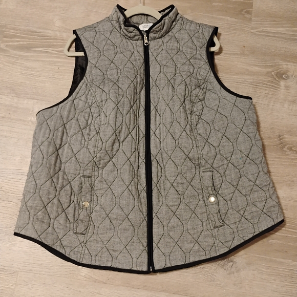 Croft & Barrow Quilted Woven Lined Vest,v2X - Picture 11 of 11